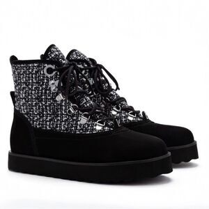 Larroude Vail Winter Boot In Black Tweed and Suede Water Resistant 8.5